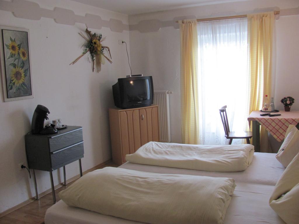 Hotel Negele Hohenfurch Dış mekan fotoğraf