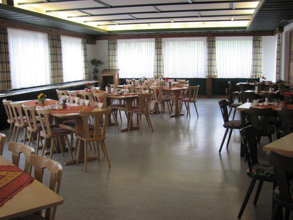 Hotel Negele Hohenfurch Dış mekan fotoğraf